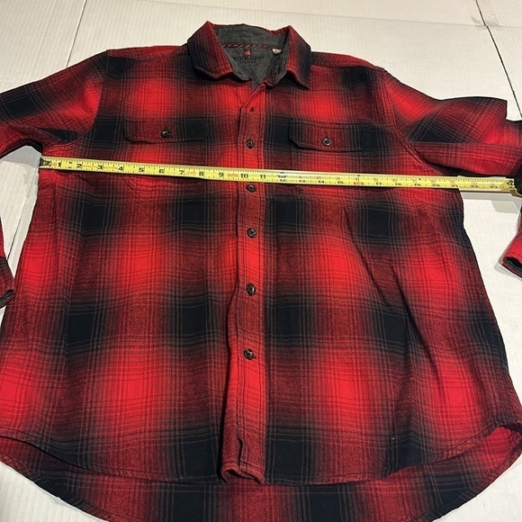 Woolrich plaid black and red button down t shirt w 2 front pockets 100% cotton - Picture 2 of 10
